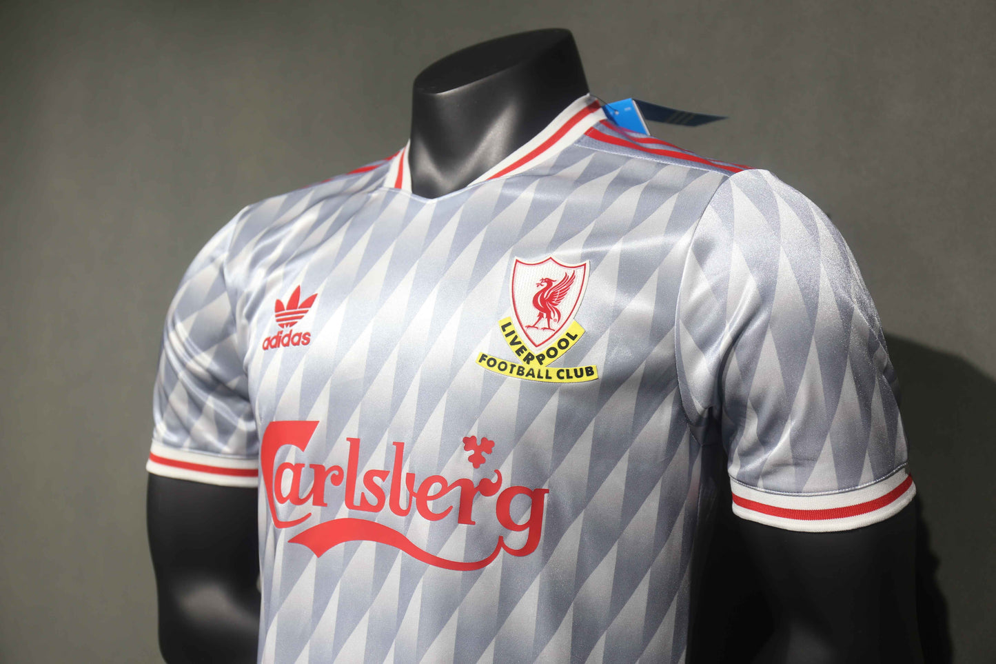 Liverpool co branded Beatles retro special edition away from home