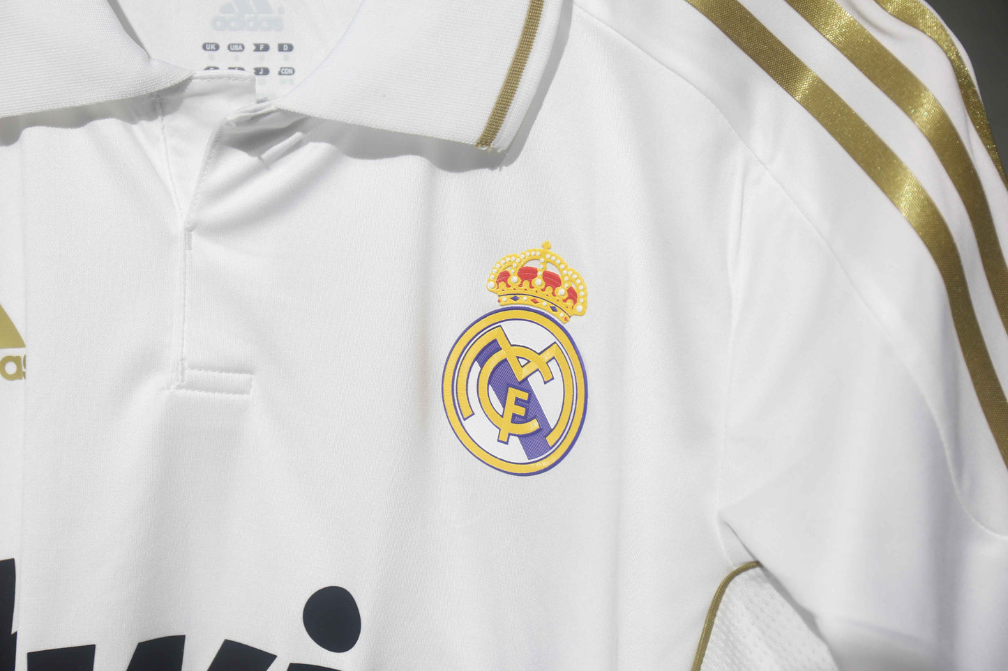 Real Madrid home player edition short sleeved shirt for the 2011-12 season