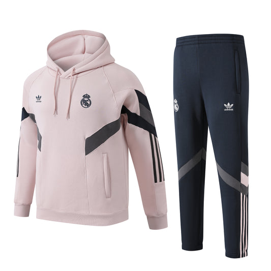 Real Madrid star's identical clover retro hoodie set