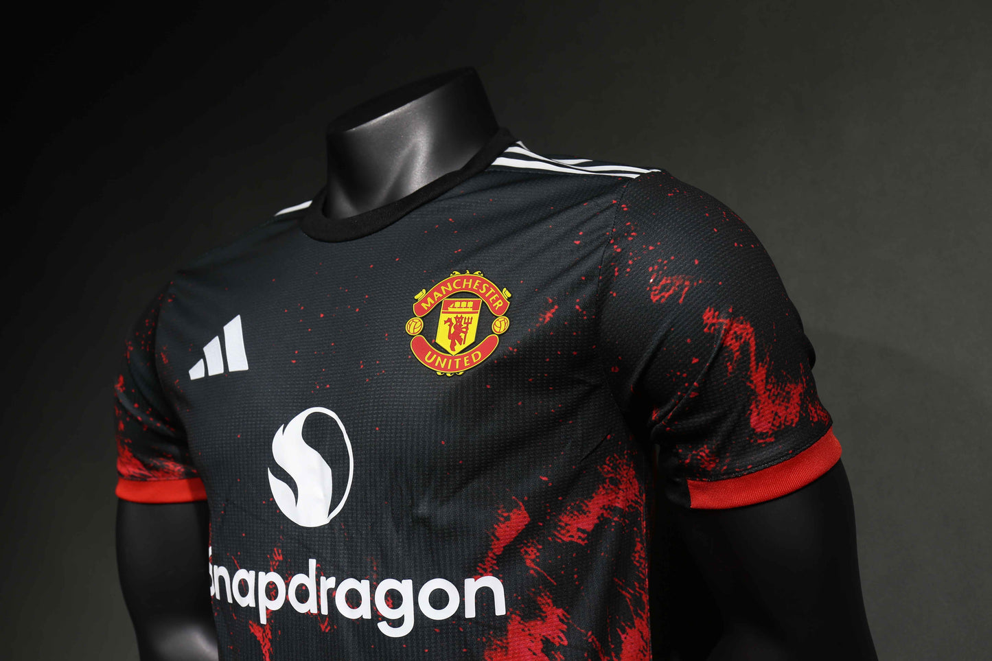 Manchester United Magma Red Special Edition
