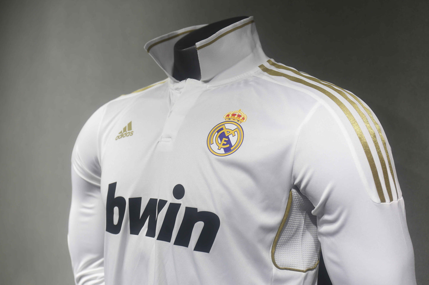 2011-12 Real Madrid Home Long Sleeve Player Edition (Phnom Penh Ronaldo)