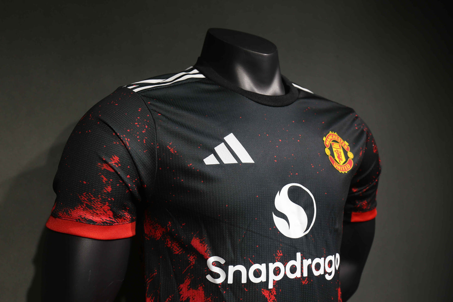 Manchester United Magma Red Special Edition